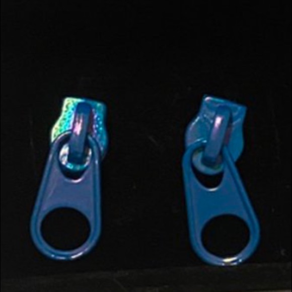 metallic blue y2k zipper stud earrings - Picture 1 of 2